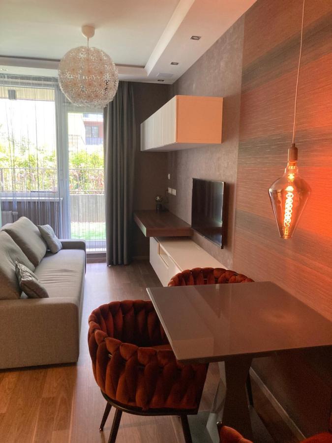 Corvin Luxury White Apartment Budapest Exterior photo