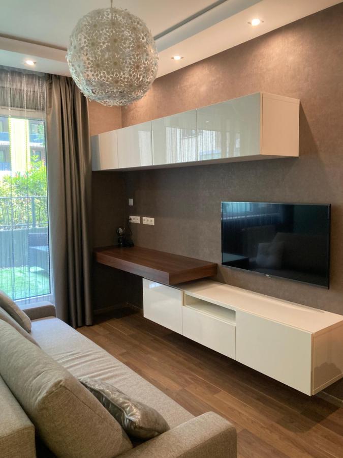 Corvin Luxury White Apartment Budapest Exterior photo