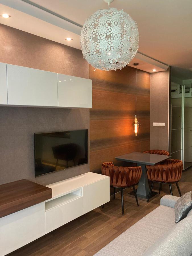 Corvin Luxury White Apartment Budapest Exterior photo